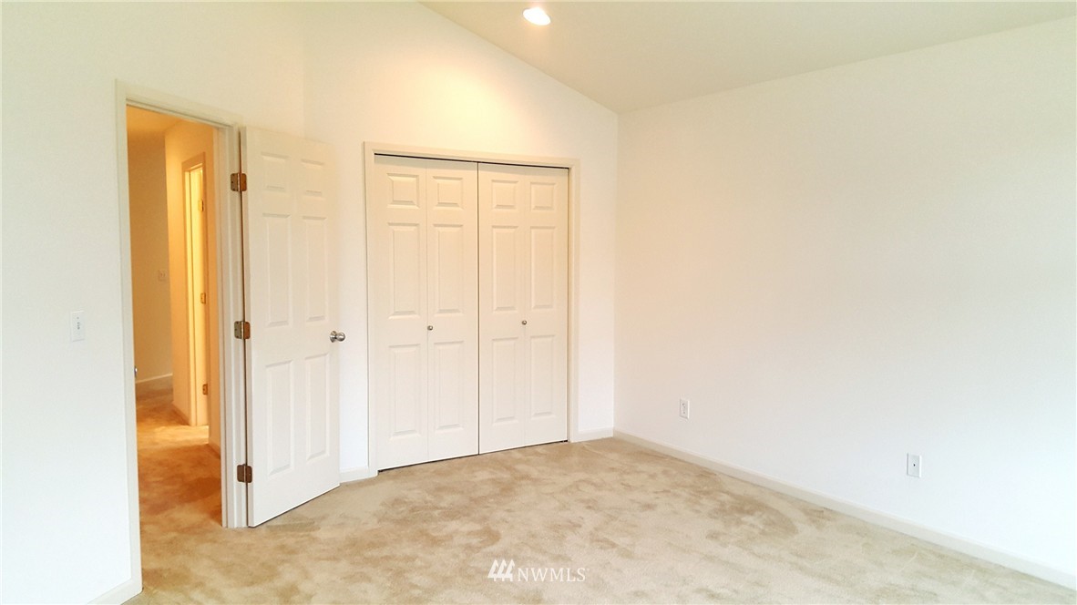 20813 39th Drive Southeast Bothell, WA 98021 - Photo 11 of 14