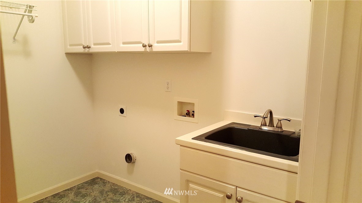 20813 39th Drive Southeast Bothell, WA 98021 - Photo 13 of 14