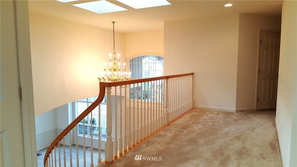 20813 39th Drive Southeast Bothell, WA 98021 - Photo 6 of 14