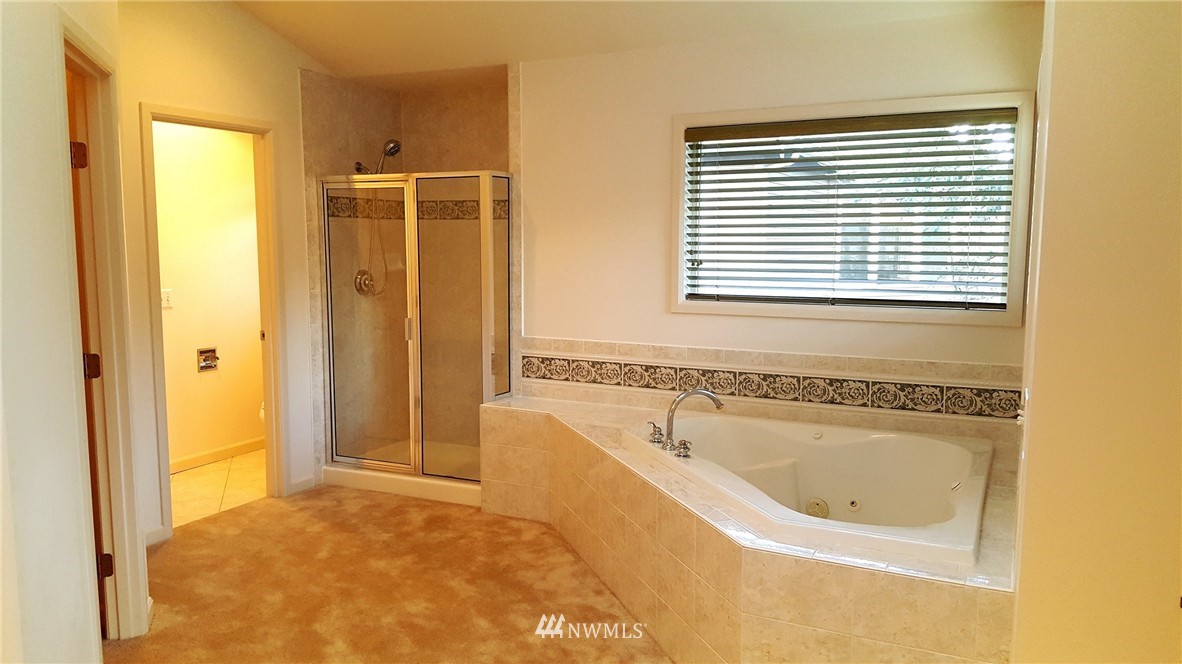 20813 39th Drive Southeast Bothell, WA 98021 - Photo 8 of 14