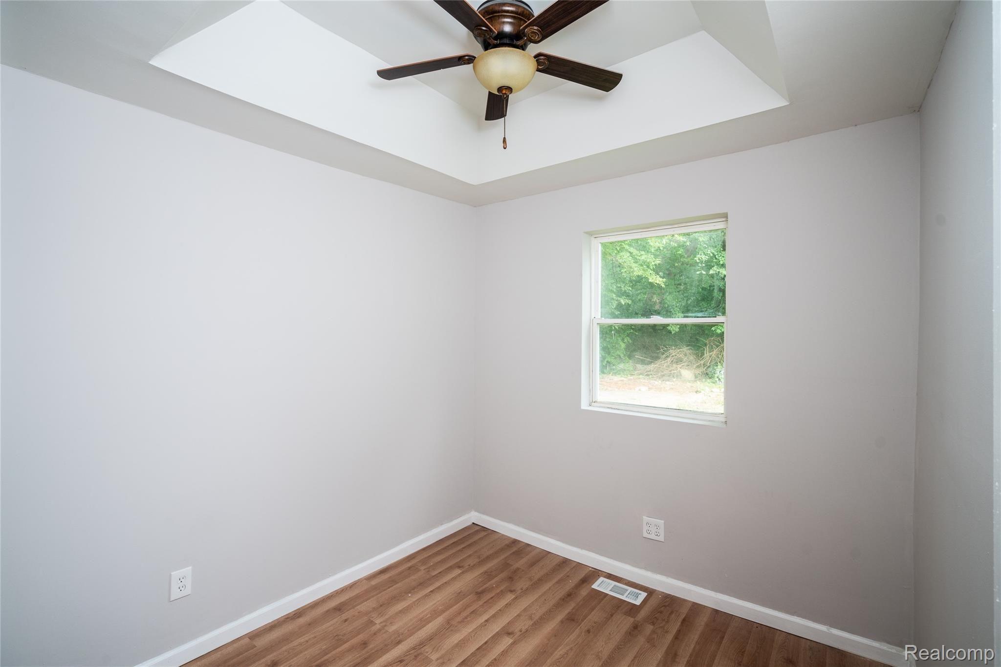 4908 Taft Road Algonac, MI 48001 - Photo 15 of 20 Taft-15.jpg