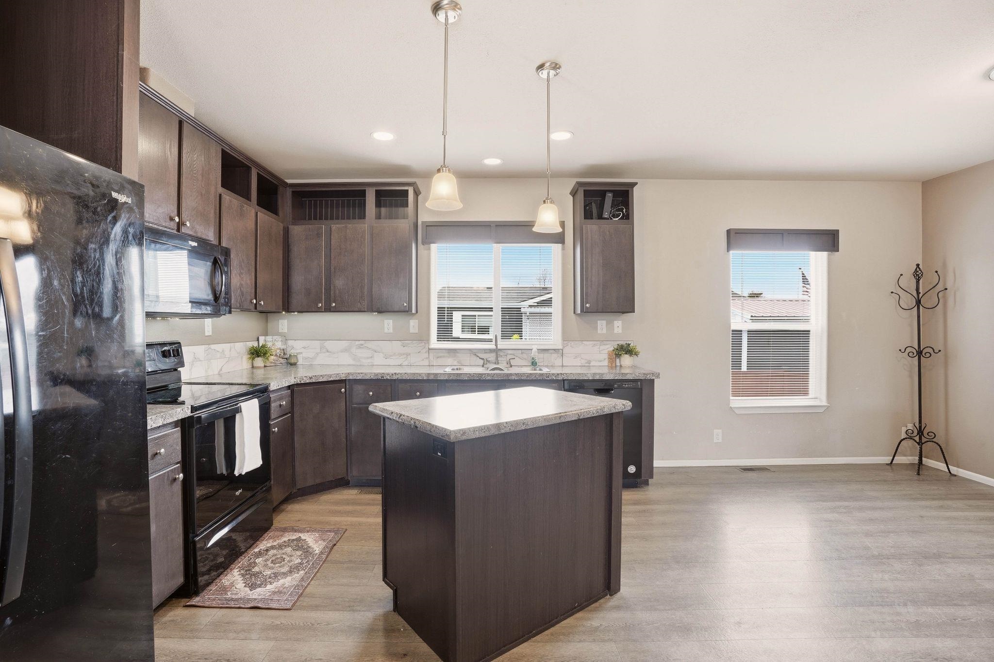 10510 West Richland Road, Unit 118 Cheney, WA 99004 - Photo 7 of 31