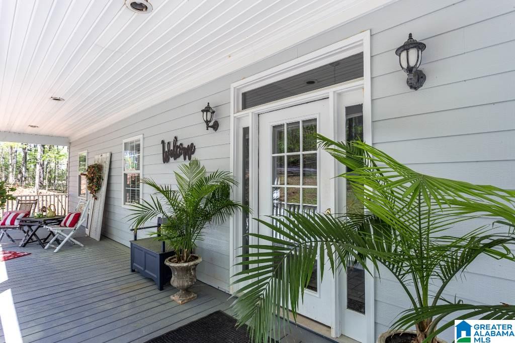 697 Ridgeway Circle Talladega, AL 35160 - Photo 6 of 44