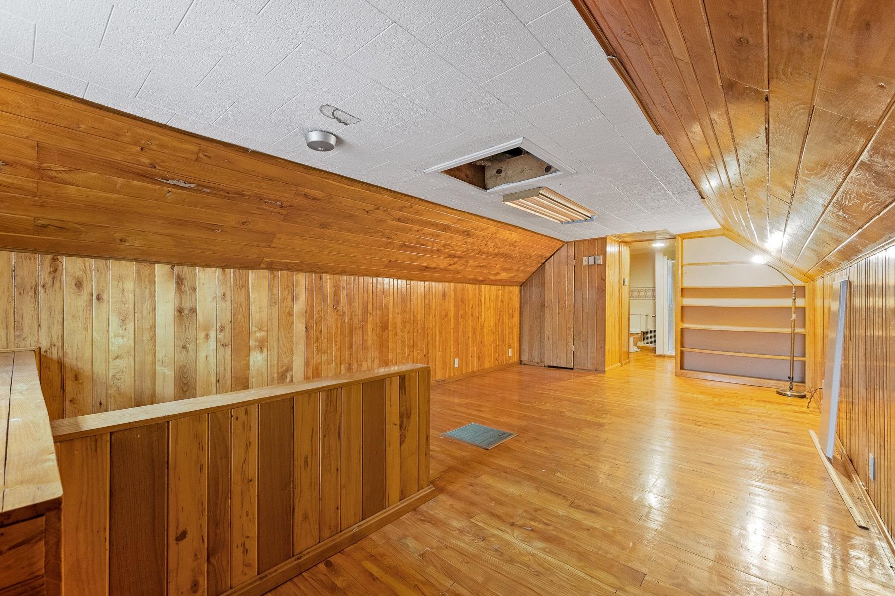 1279 Evergreen Road Huntington, IN 46750 - Photo 5 of 36 Gallery Image 5