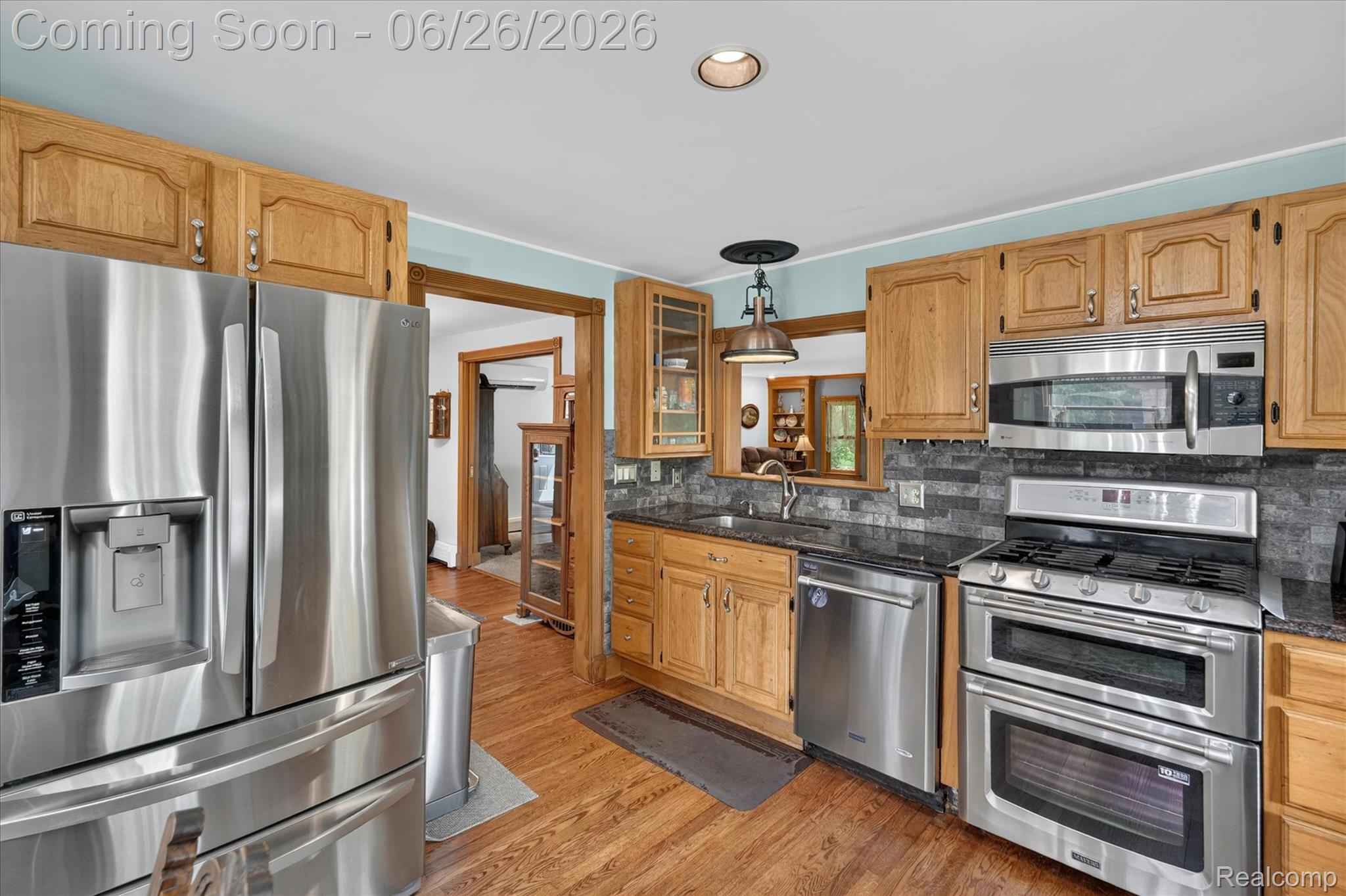 31620 West 11 Mile Road Farmington, MI 48334 - Photo 18 of 70
