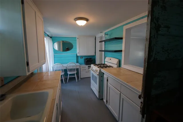 $250,000 | 402 East College Street, Canton, TX 75103