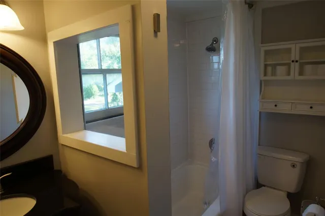 $250,000 | 402 East College Street, Canton, TX 75103