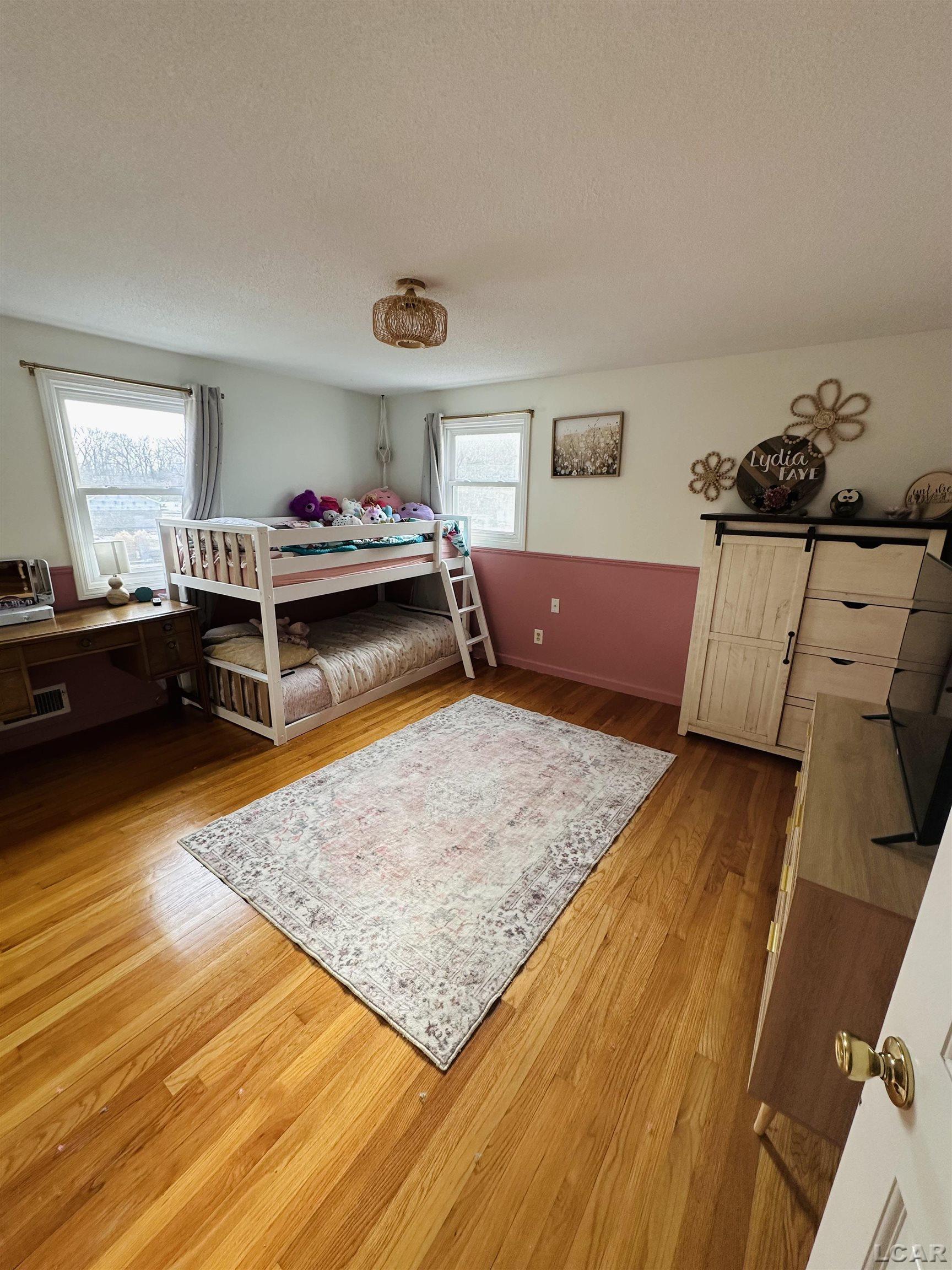 4775 Hooks Mill Road Adrian, MI 49221 - Photo 18 of 26 50165602-f14909ca-b522-4bc0-8b32-da5d7aea2646.JPG