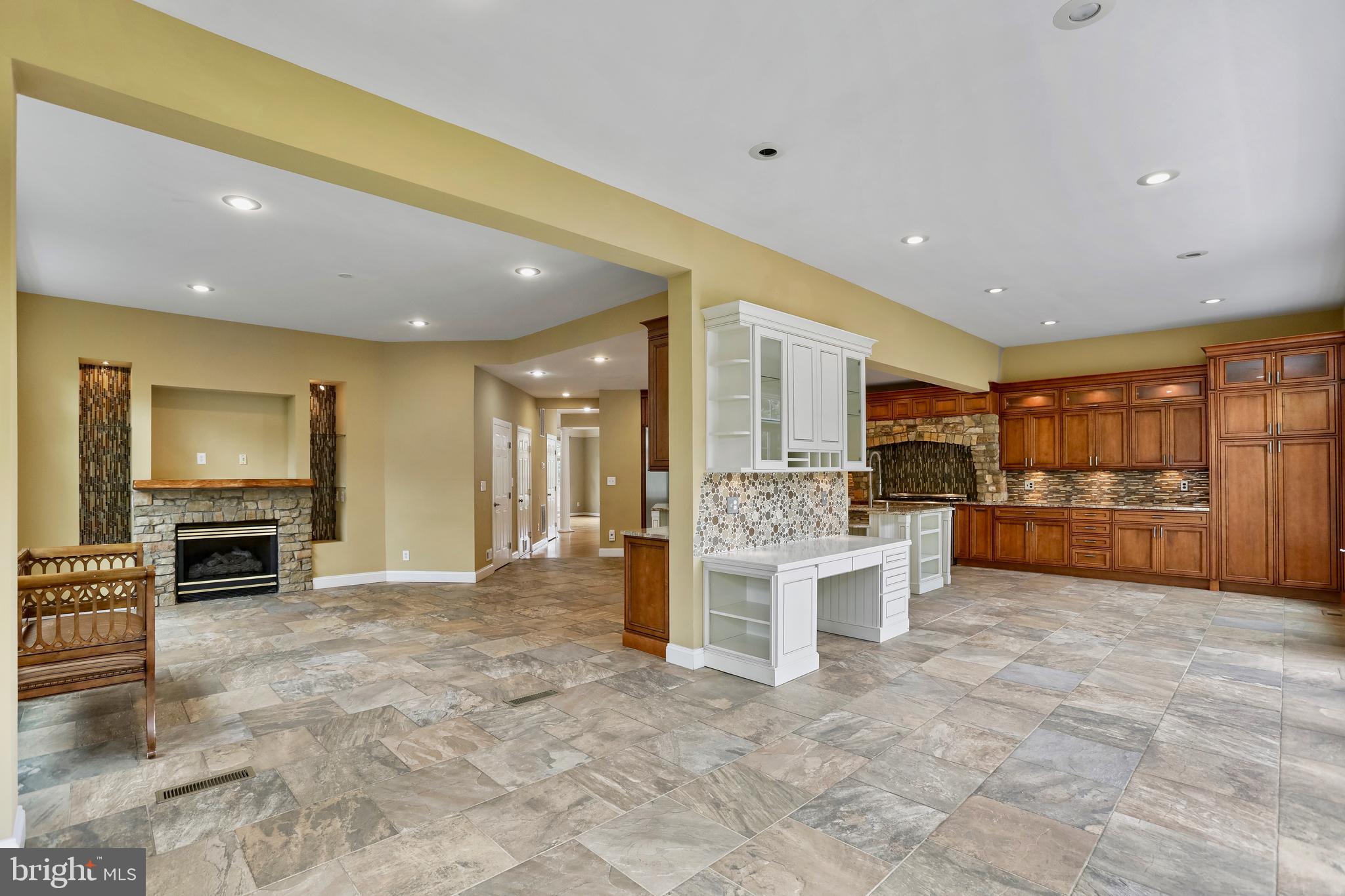 2054 Madrillon Road Vienna, VA 22182 - Photo 17 of 48