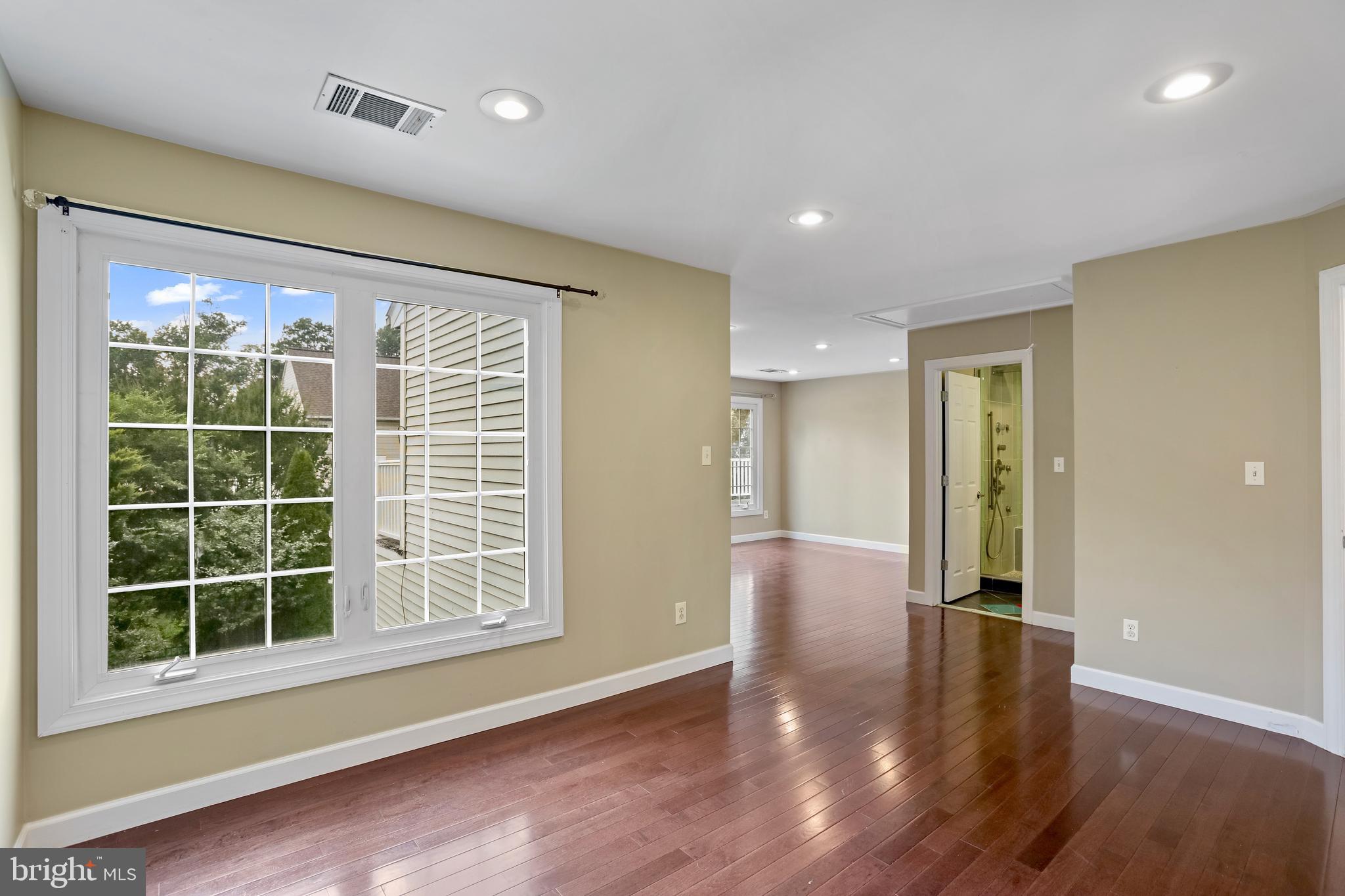 2054 Madrillon Road Vienna, VA 22182 - Photo 27 of 48