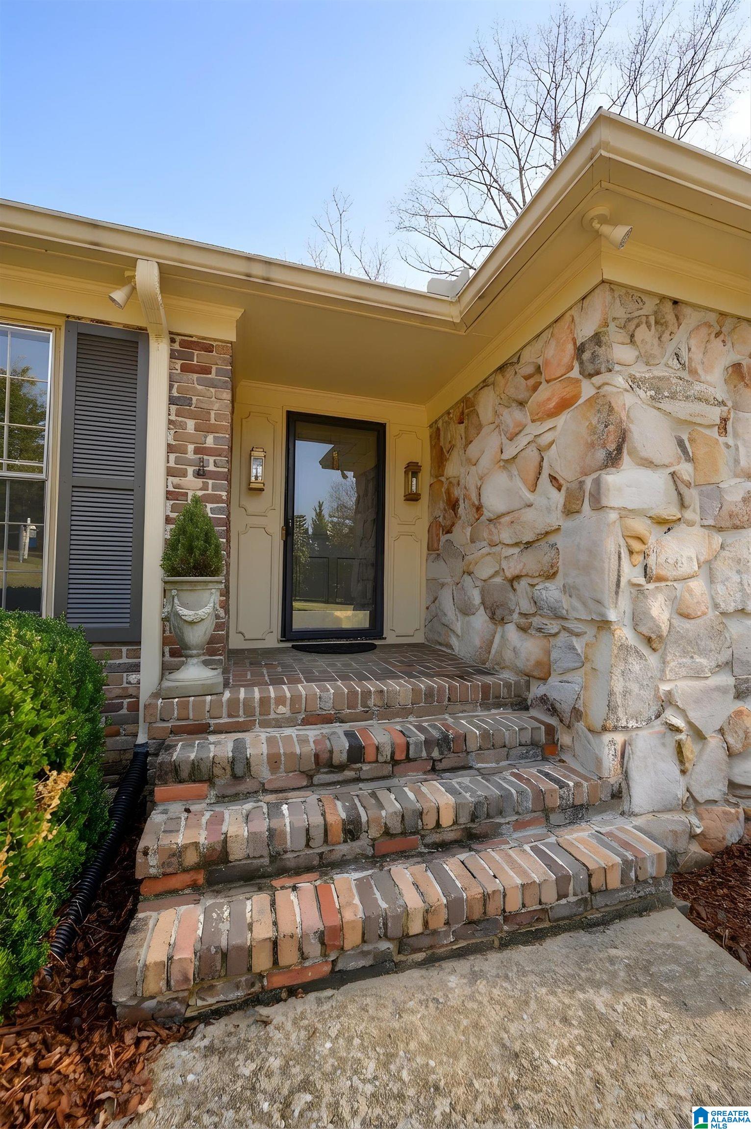 3732 Rockhill Road Birmingham, AL 35223 - Photo 4 of 68