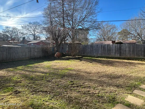 $225,000 | 2049 Oakhurst Drive, Grenada, MS 38901