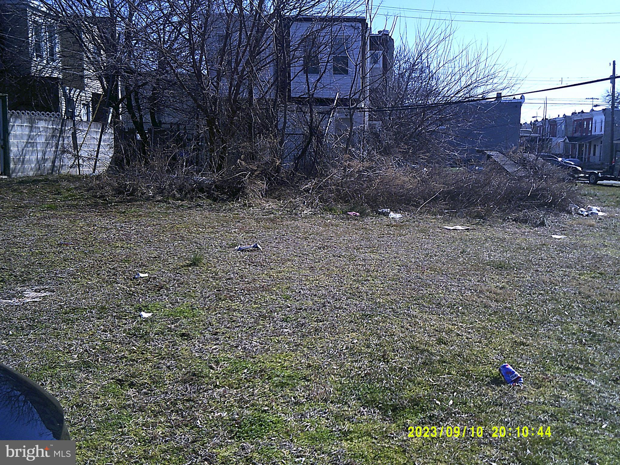 3239 North Woodstock St  