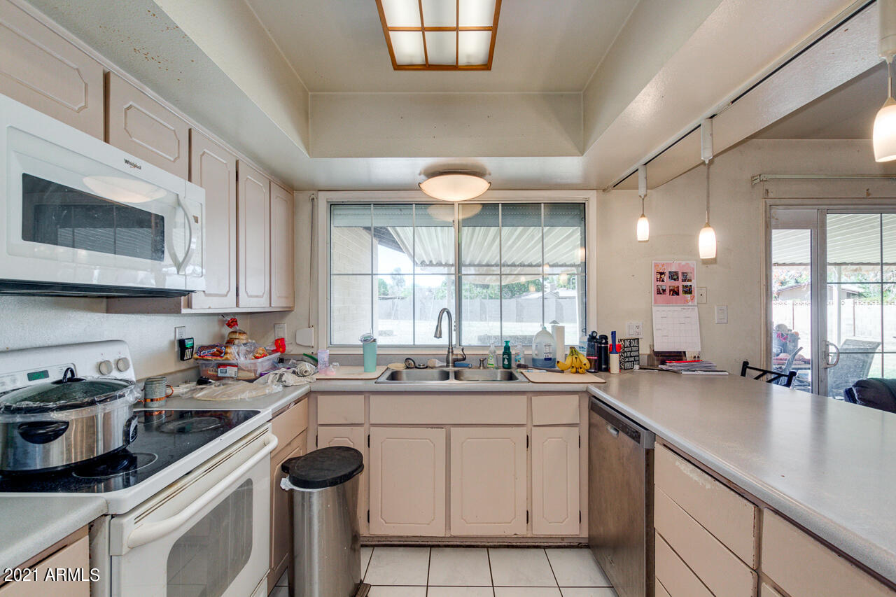 6710 South Terrace Road Tempe, AZ 85283 - Photo 17 of 54 15-Terrace
