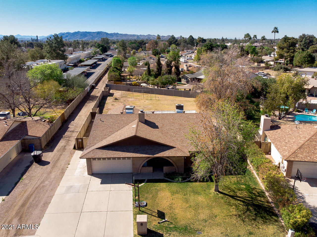 6710 South Terrace Road Tempe, AZ 85283 - Photo 3 of 54 02-Terrace