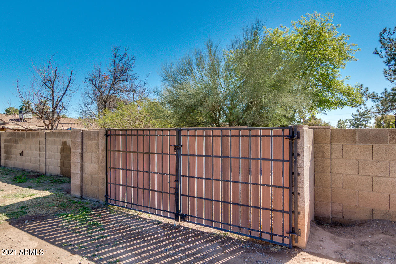 6710 South Terrace Road Tempe, AZ 85283 - Photo 42 of 54 40-Terrace