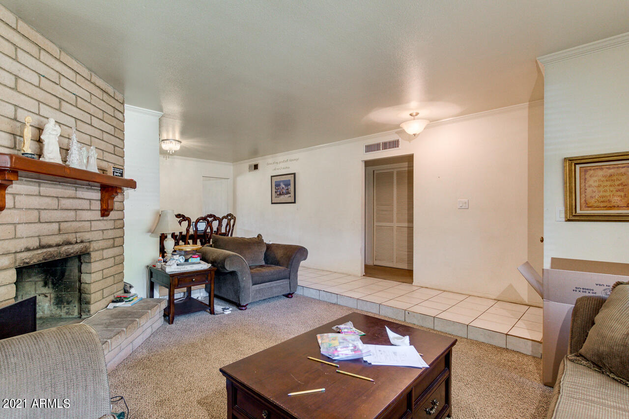 6710 South Terrace Road Tempe, AZ 85283 - Photo 8 of 54 06-Terrace