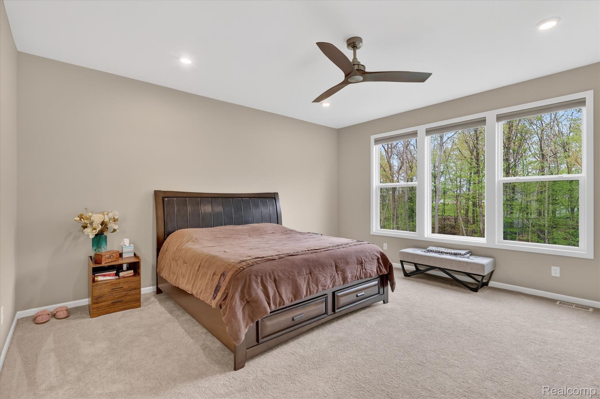 3262 Barett Ridge Jenison, MI 49428 - Photo 21 of 60 20-3262-Barrett-Ridge-Windowstill.jpg
