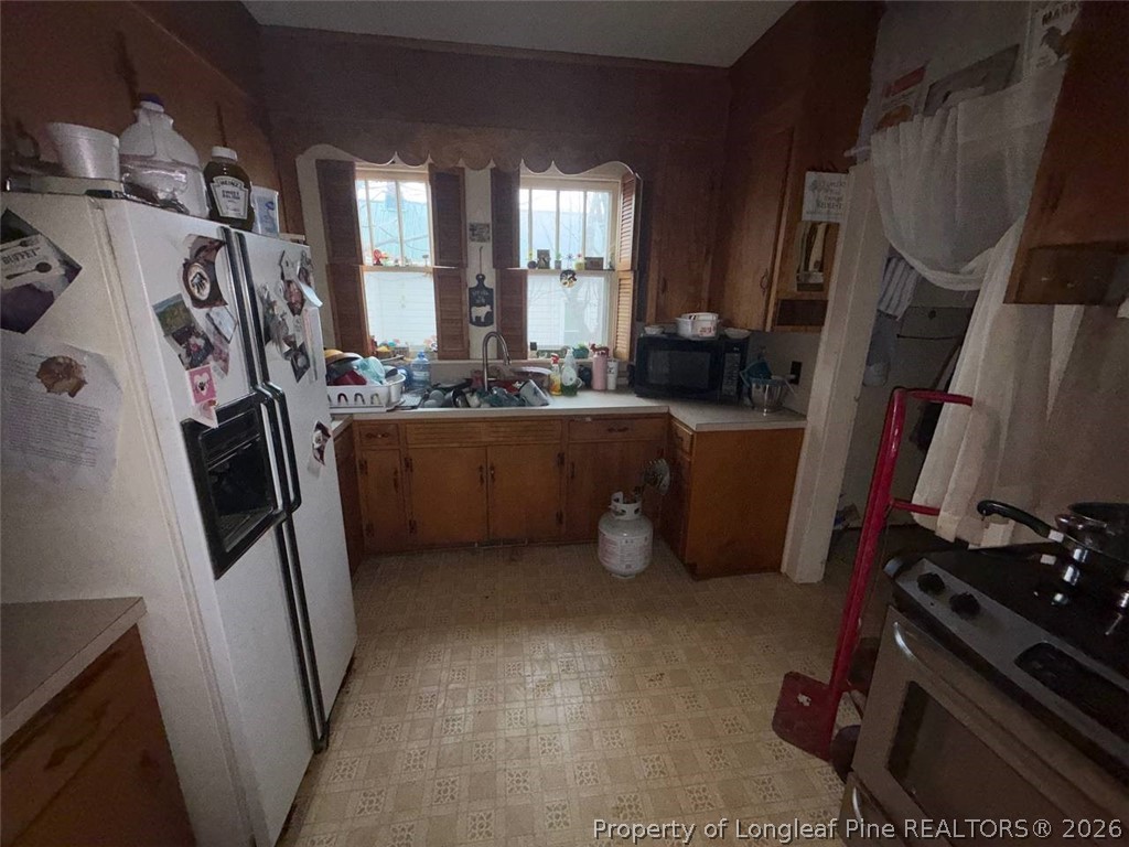 414 Raleigh Street Oxford, NC 27565 - Photo 7 of 22