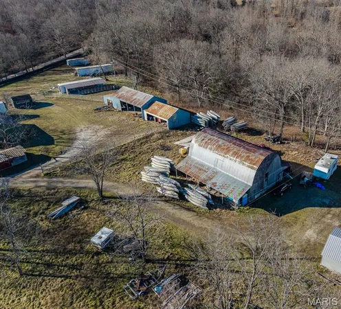 $325,000 | 30635 Marigold Drive, Lebanon, MO 65536