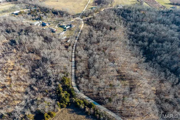 $325,000 | 30635 Marigold Drive, Lebanon, MO 65536