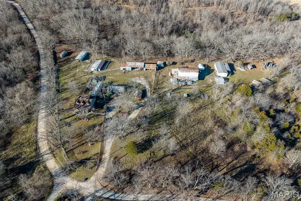 $325,000 | 30635 Marigold Drive, Lebanon, MO 65536