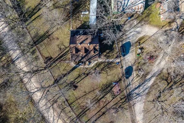 $325,000 | 30635 Marigold Drive, Lebanon, MO 65536