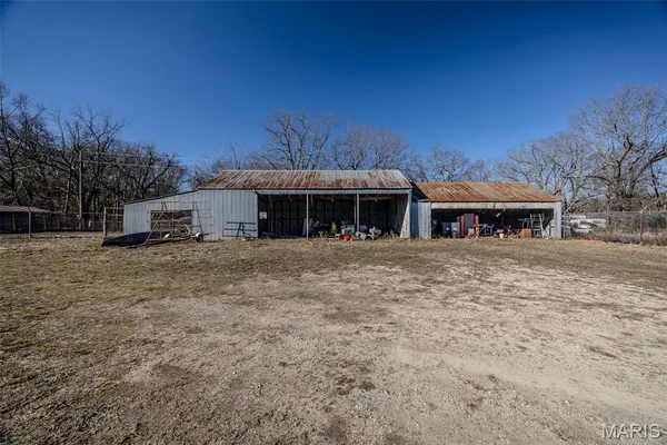 $325,000 | 30635 Marigold Drive, Lebanon, MO 65536