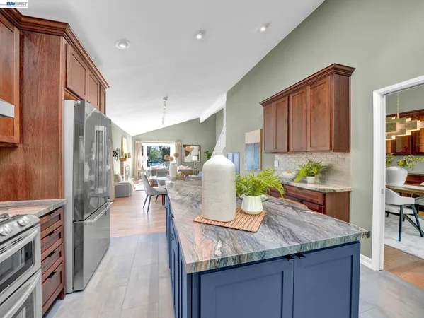 $1,748,000 | 38590 Canyon Heights Drive, Fremont, CA 94536