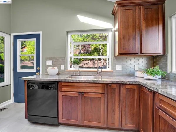 $1,748,000 | 38590 Canyon Heights Drive, Fremont, CA 94536