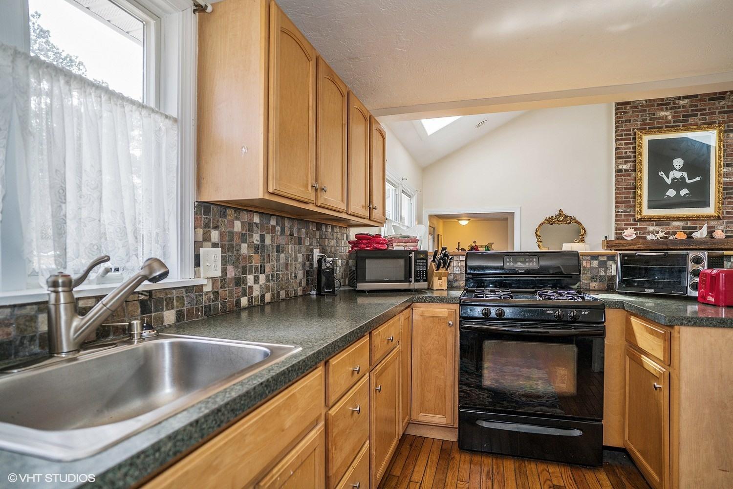 35 Swift Road Eastham, MA 02642 - Photo 21 of 25 kitchen