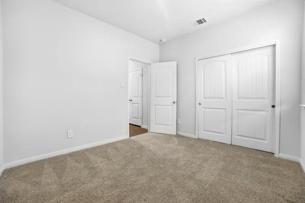 $2,400 | 105 Escala Way, San Marcos, TX 78666