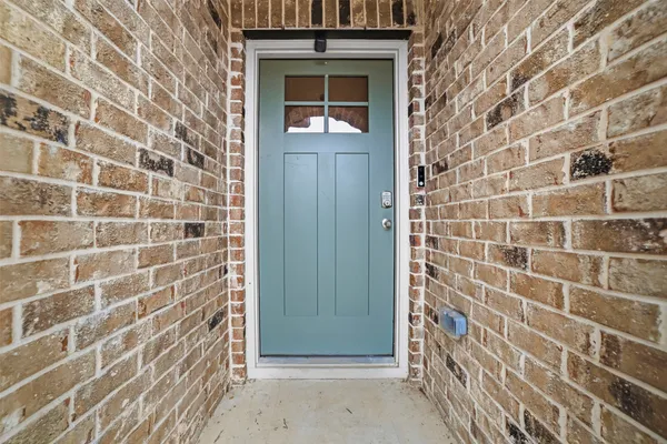 $2,400 | 105 Escala Way, San Marcos, TX 78666