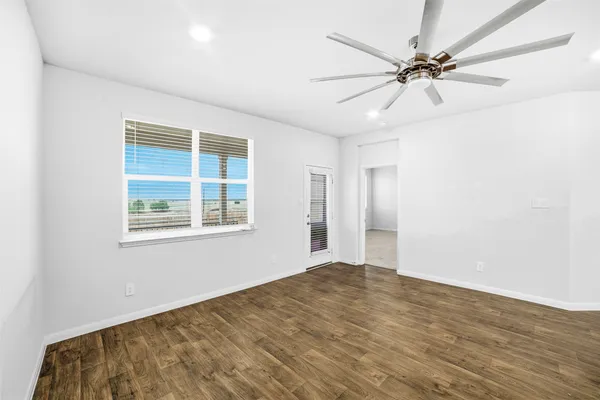 $2,400 | 105 Escala Way, San Marcos, TX 78666