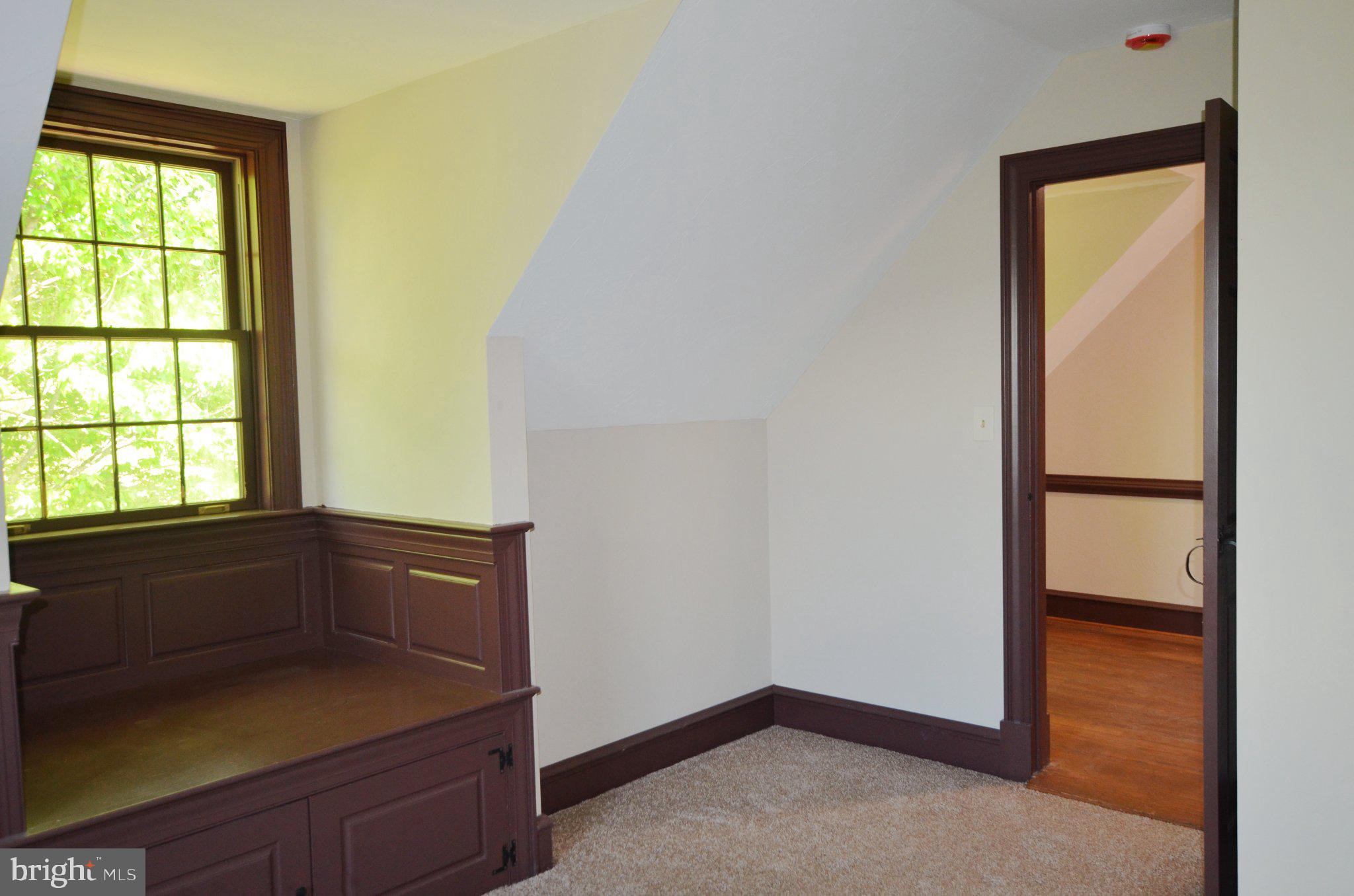 3414 Trone Road Glenville, PA 17329 - Photo 18 of 40 Charming nook with natural light.