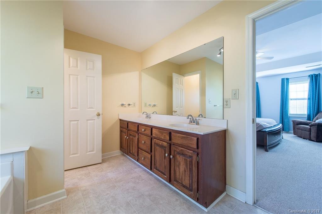 2815 Williams Station Road Matthews, NC 28105 - Photo 14 of 22 Gallery Image 14