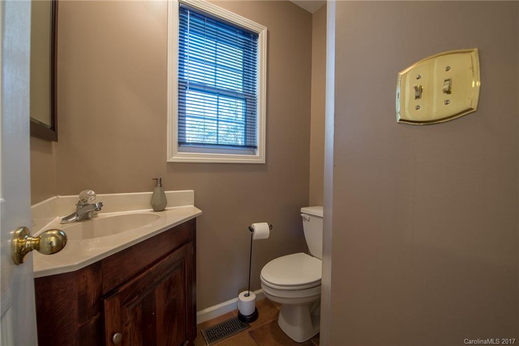 2815 Williams Station Road Matthews, NC 28105 - Photo 8 of 22 Gallery Image 8