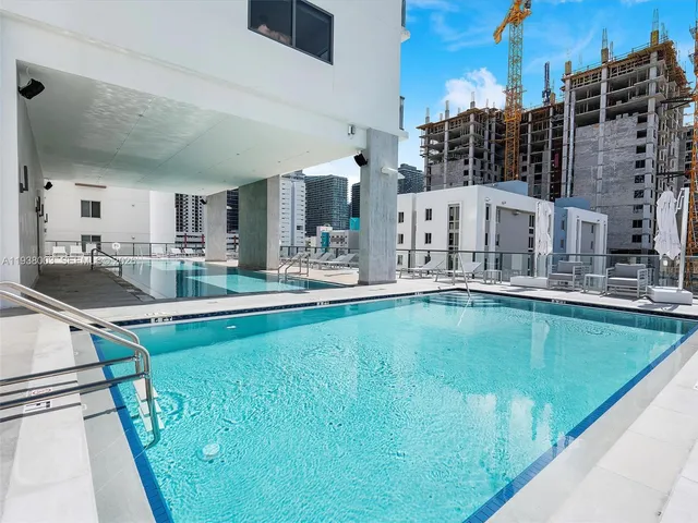 $774,000 | 239 Southwest 9th Street, Unit 2003, Miami, FL 33130