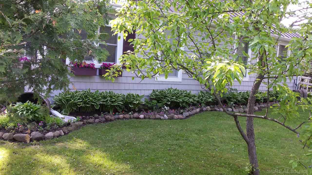 7190 Birchcrest Road Lexington, MI 48450 - Photo 7 of 32 31315468-6.JPG