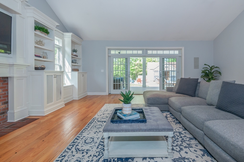 248 Alley Road Rochester, MA 02770 - Photo 12 of 39 a living room with furniture and a large window