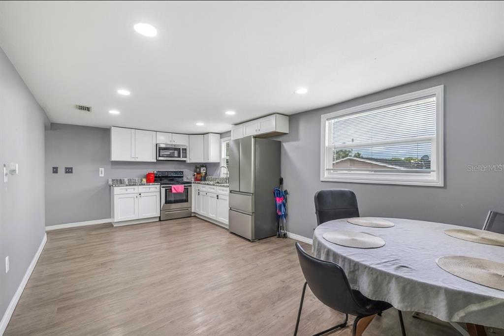 311 Southwest 3rd Avenue Mulberry, FL 33860 - Photo 5 of 34