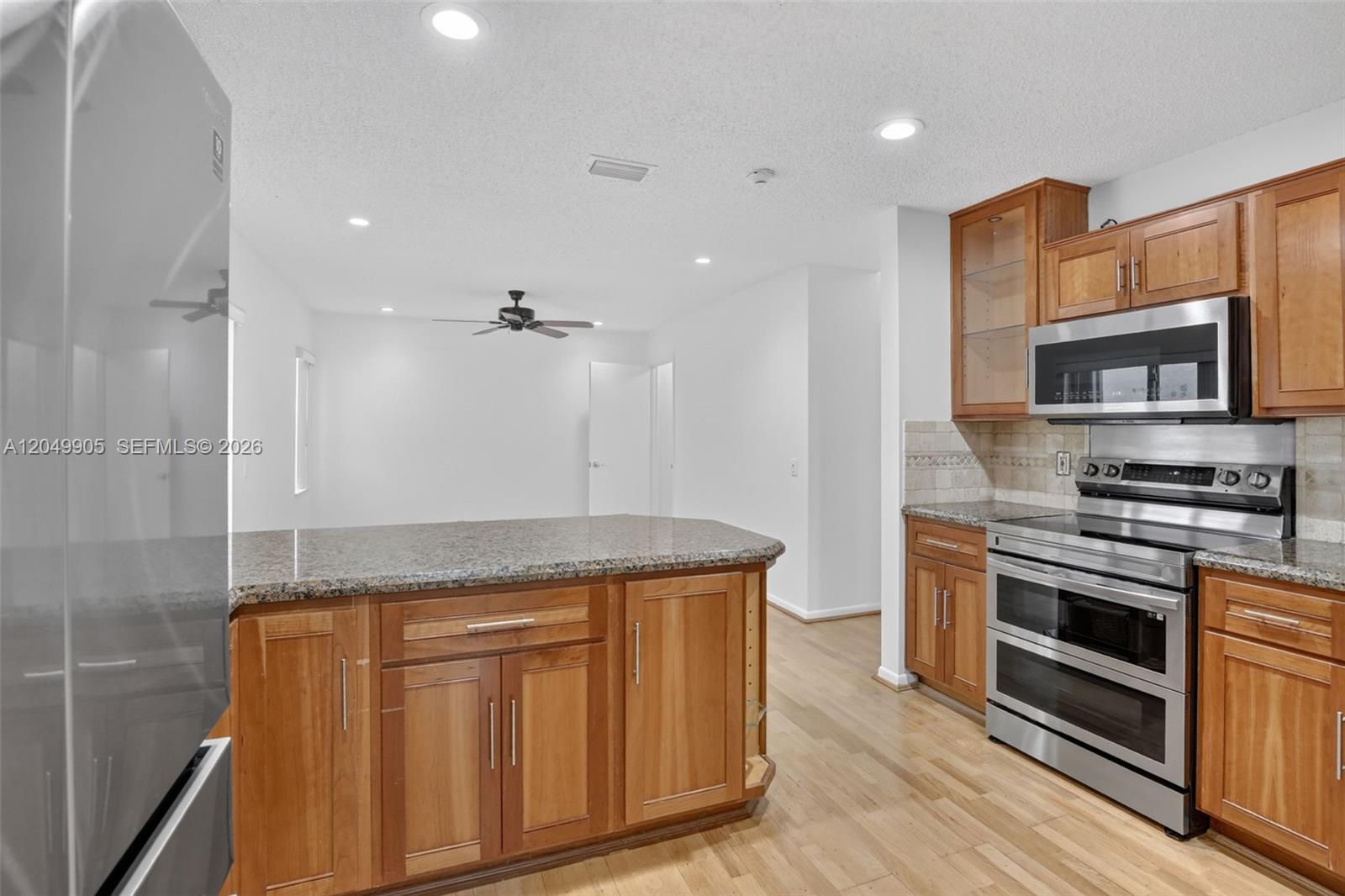 1485 Seabay Road Weston, FL 33326 - Photo 6 of 29