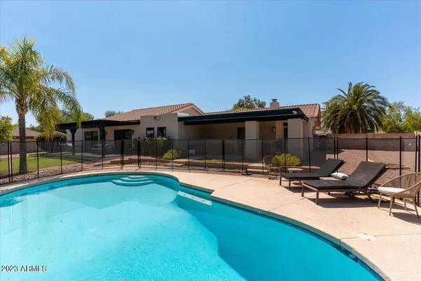 $8,000 | 11601 North 50th Place, Scottsdale, AZ 85254