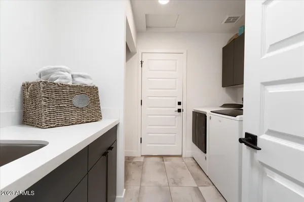 $8,000 | 11601 North 50th Place, Scottsdale, AZ 85254