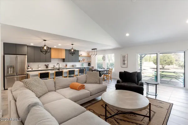 $8,000 | 11601 North 50th Place, Scottsdale, AZ 85254