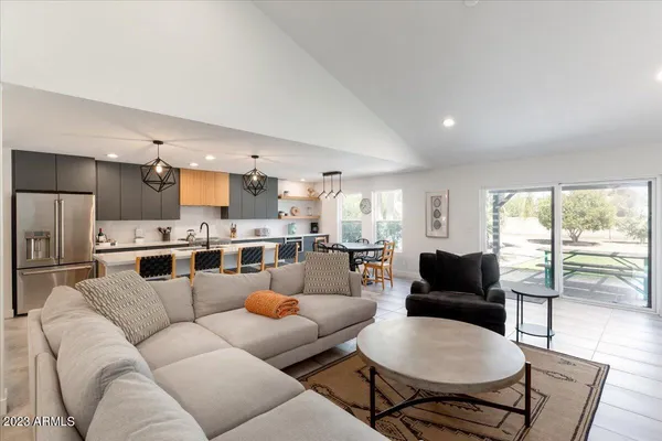 $8,000 | 11601 North 50th Place, Scottsdale, AZ 85254