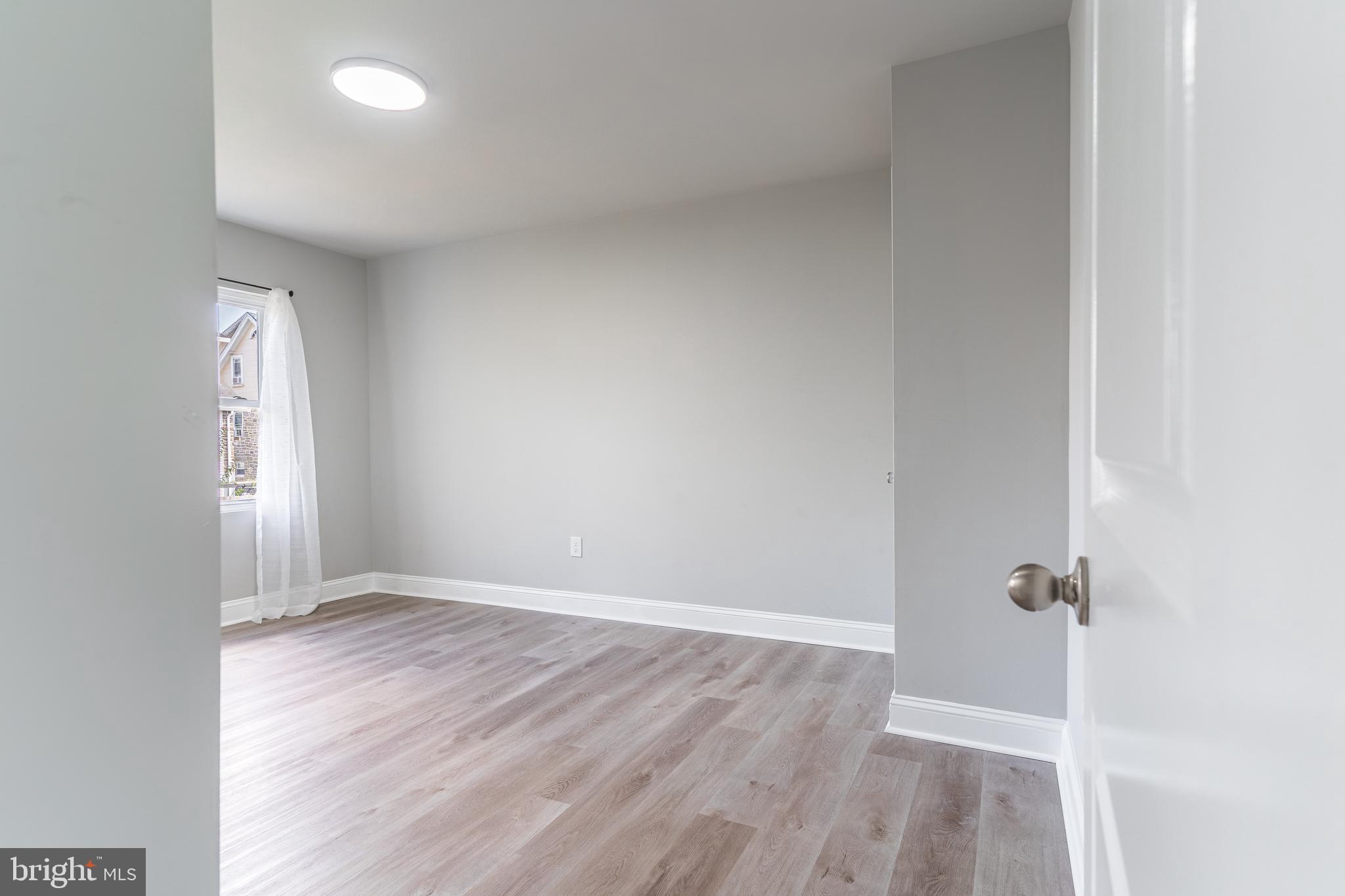 123 Oakley Road Upper Darby, PA 19082 - Photo 20 of 37