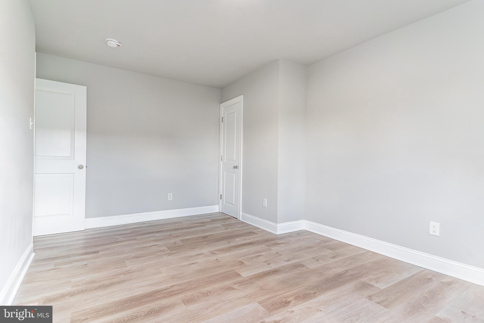 123 Oakley Road Upper Darby, PA 19082 - Photo 23 of 37