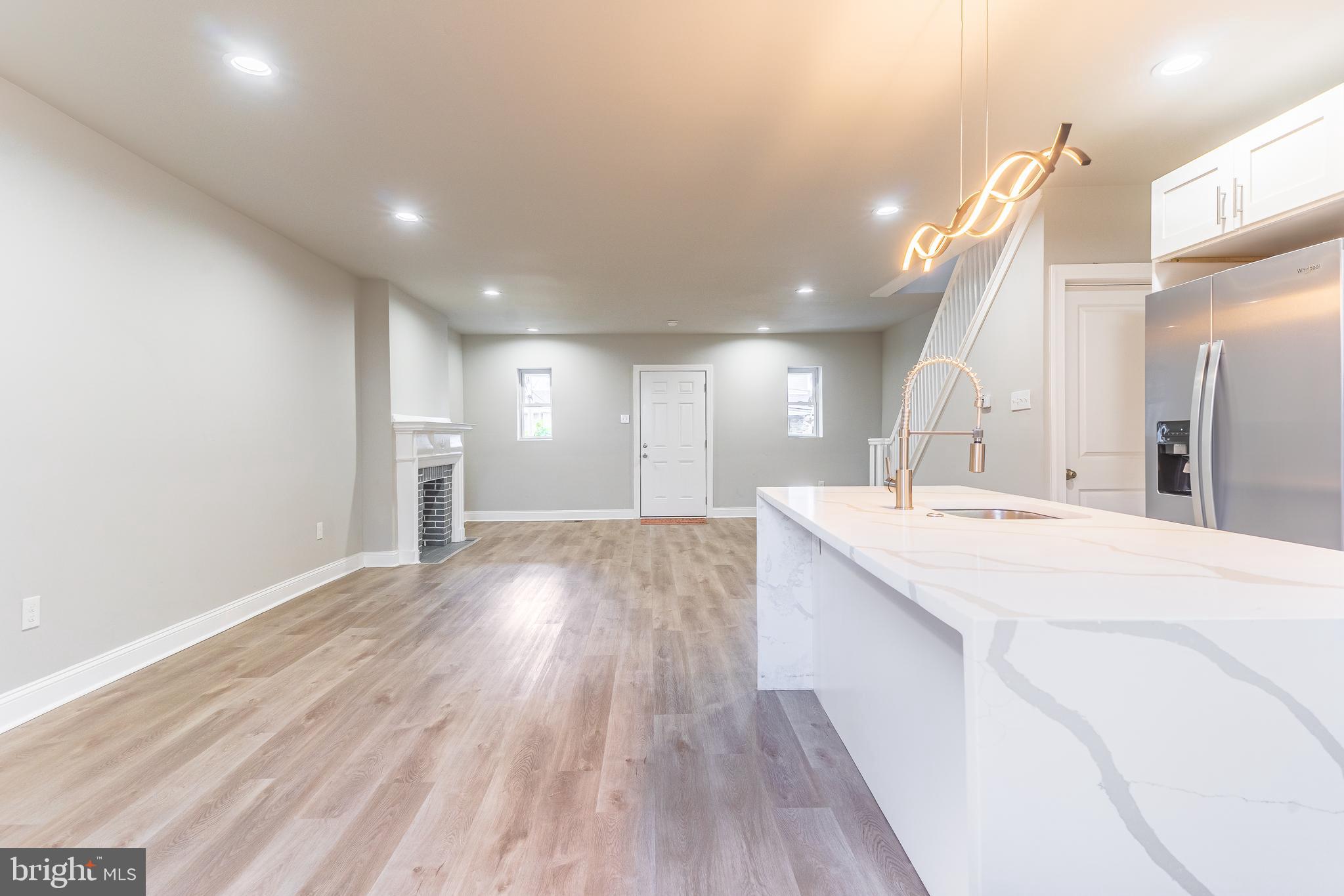 123 Oakley Road Upper Darby, PA 19082 - Photo 7 of 37