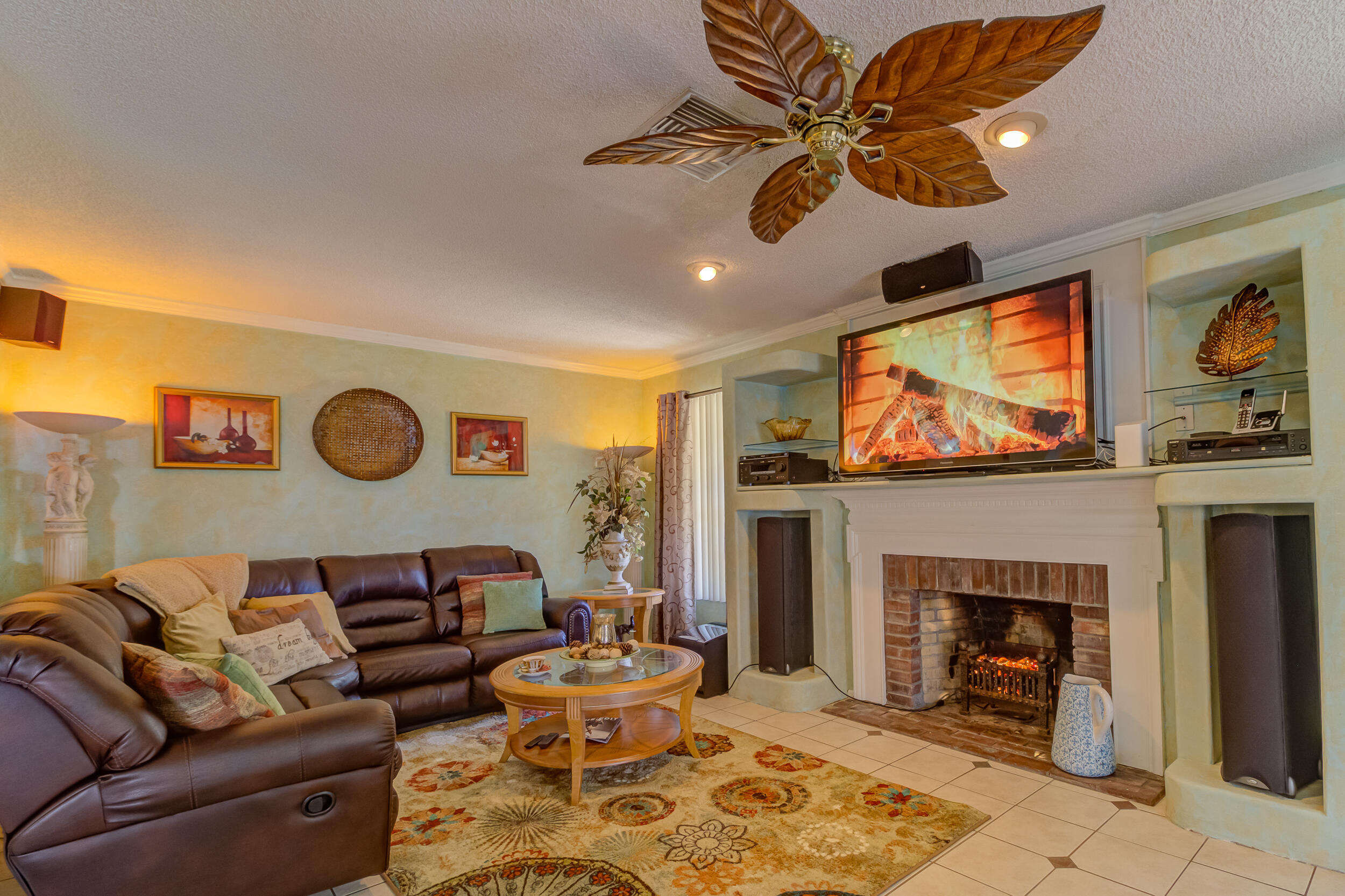 705 Kearney Road Fort Pierce, FL 34982 - Photo 12 of 30 Living Room
